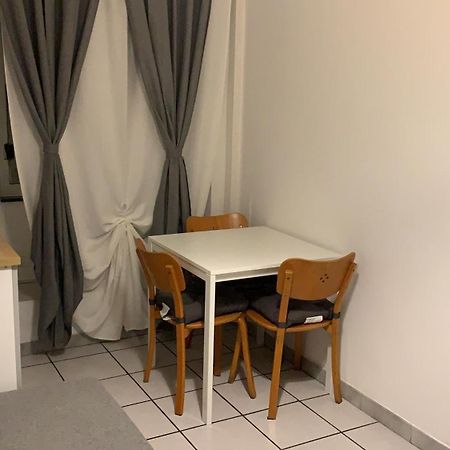 Bed2Go Bed & Breakfast Turin Phòng bức ảnh