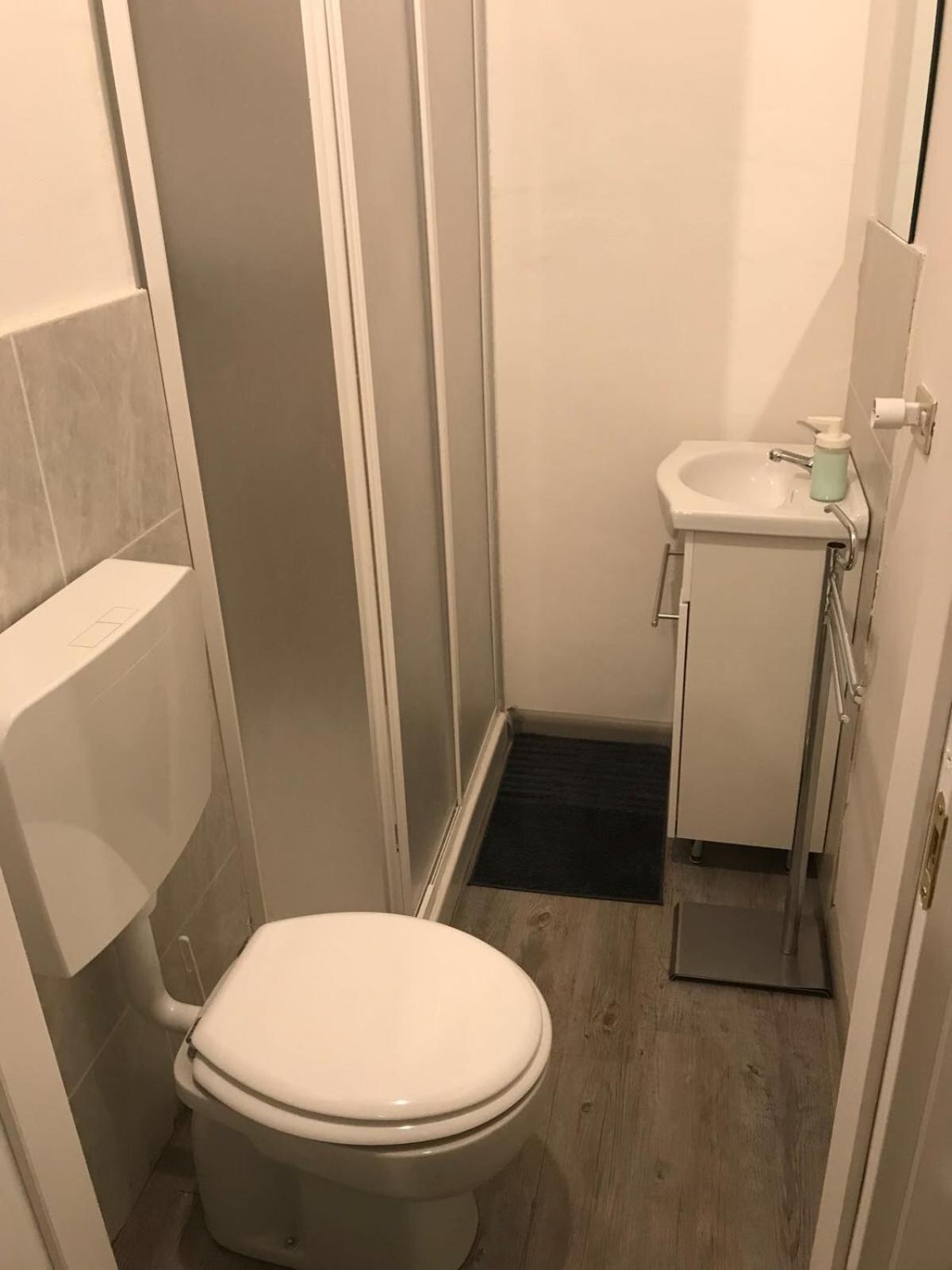 Bed2Go Bed & Breakfast Turin Phòng bức ảnh